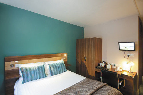 The Cedars Hotel Wokingham Εξωτερικό φωτογραφία